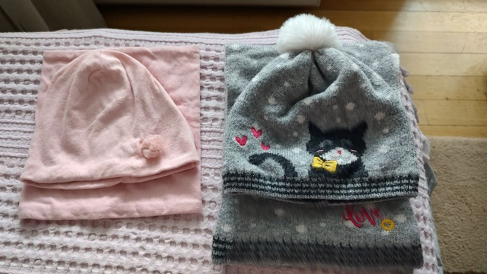 Set caciula si fular Chicco/Sinsay