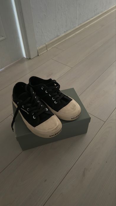 Balenciaga paris low