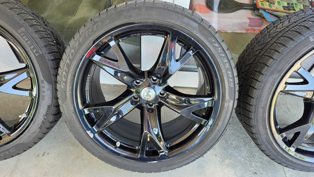 Оригинални джанти с гуми 19" за Nissan 370z