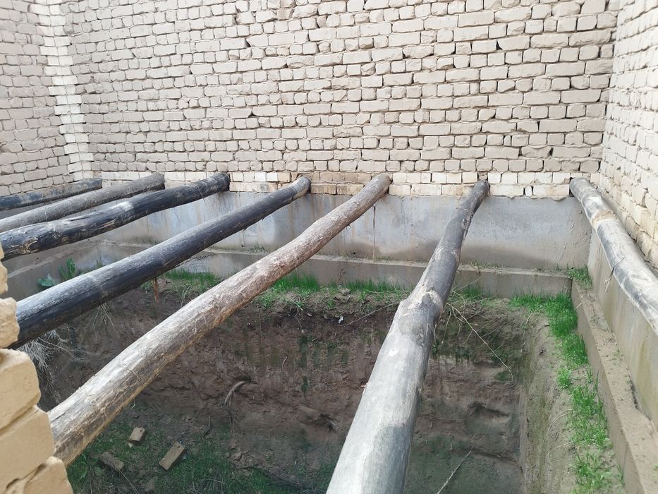 Участка сотилади