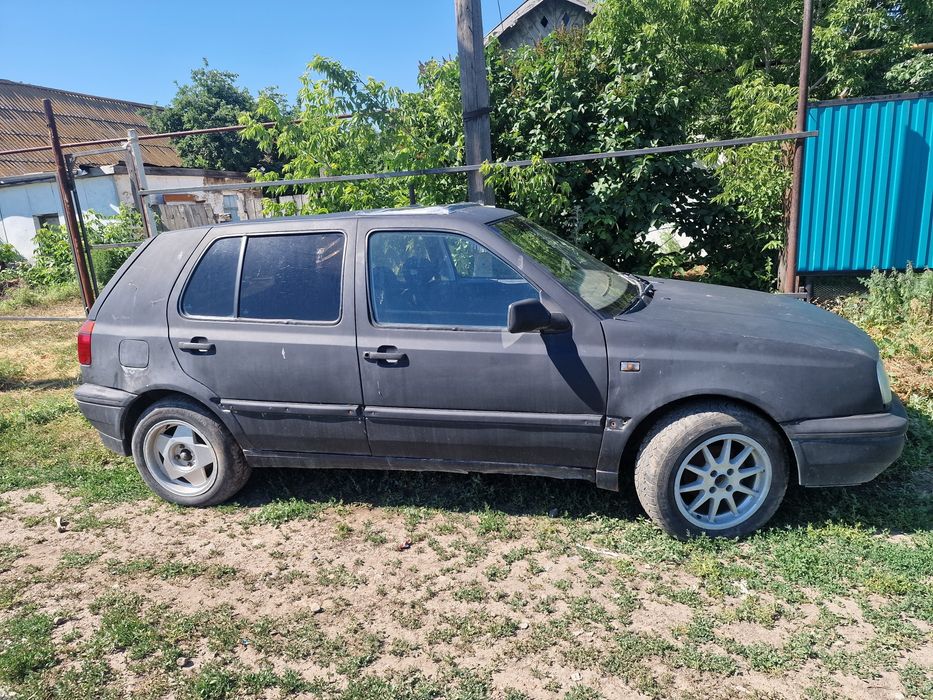 Продам гольф 3 не на ходу