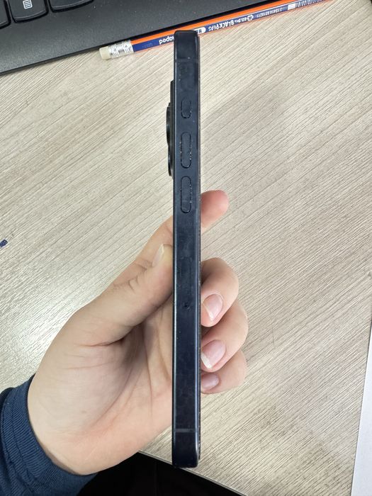 Iphone 15 Pro телефон