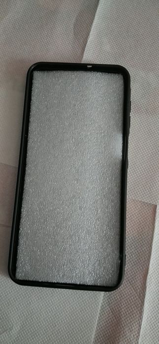 Vând 2 huse Telefon Samsung