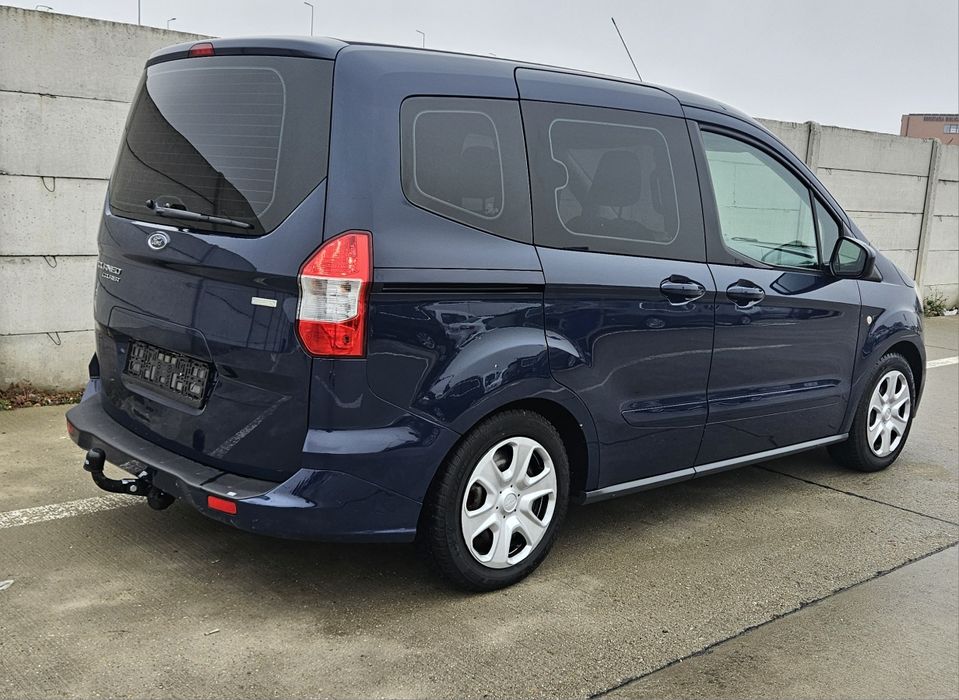 Ford Tourneo Courier