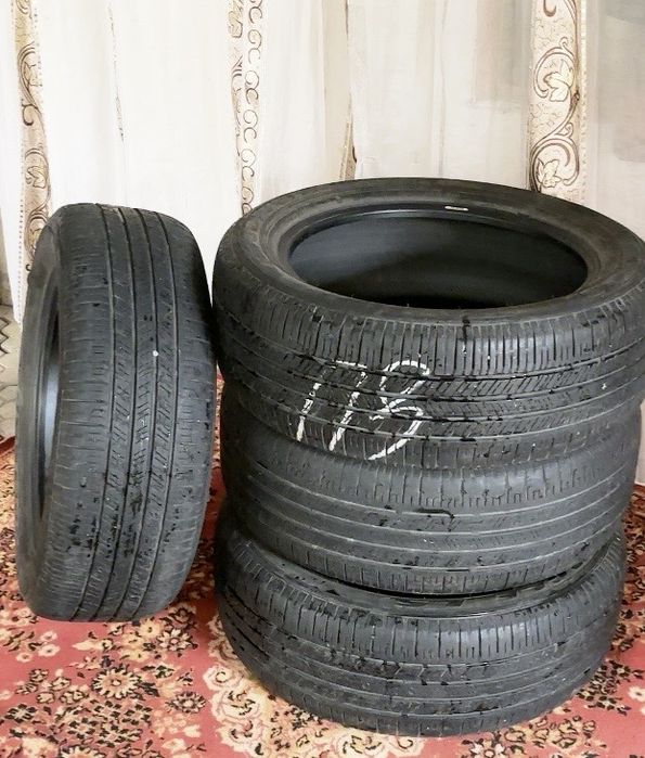 Шины Goodyear 225/55 R18 БУ комплект 4 шт