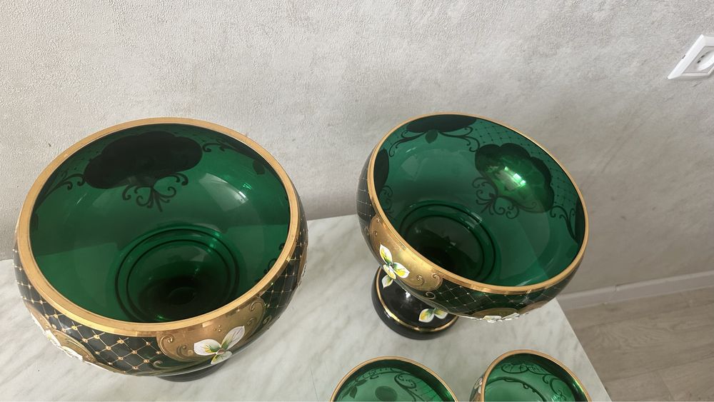 Богема ыдыстары..