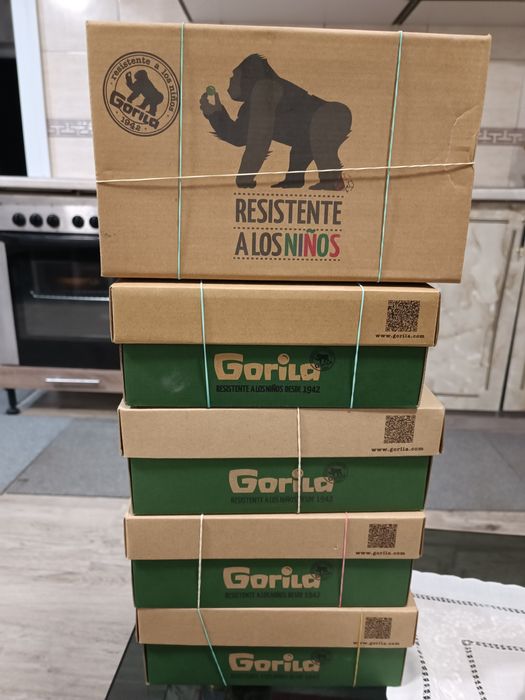 Incáltáminte de copii nouo din Spania