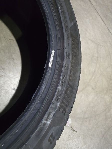 255/45/20//235/50/20 BRIDGESTONE