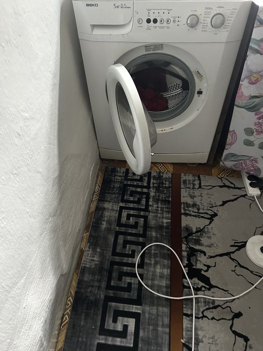 Продам стиральную машинку