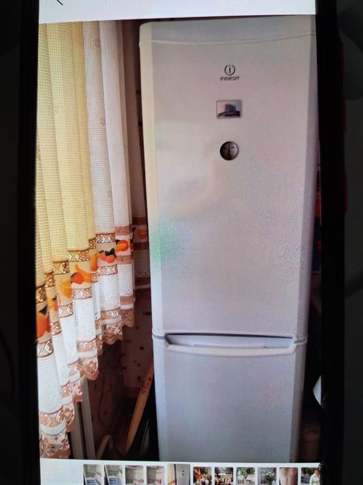 Продам холодильник Индезит
