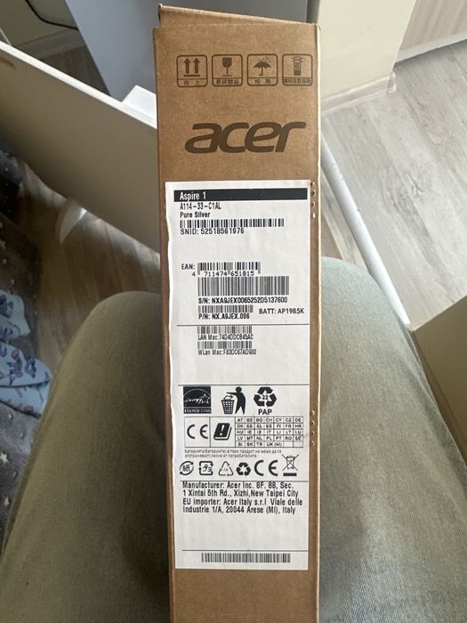 Acer лаптоп като нов с гаранция