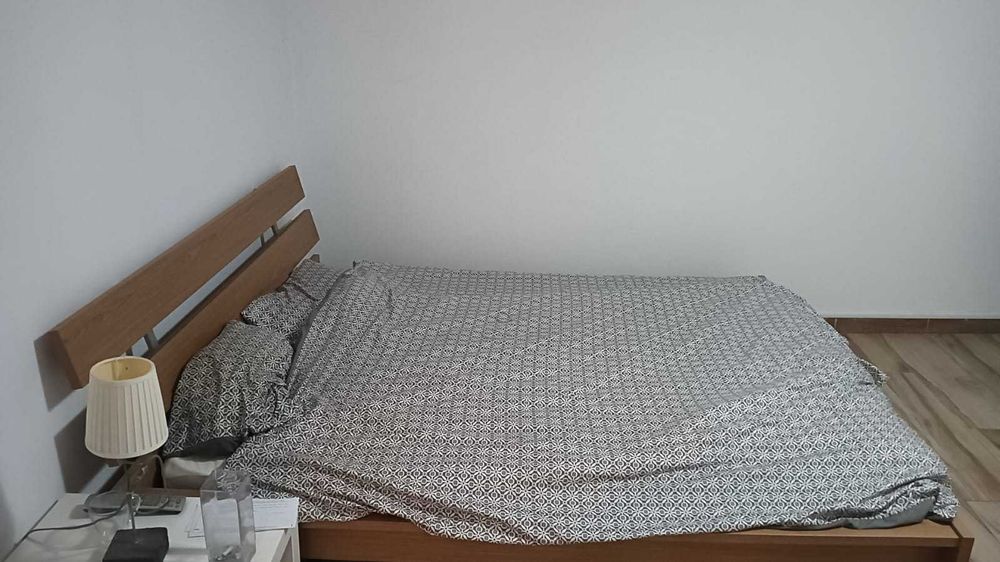 Persoana fizica Vand ap 1 camera in Zona Micro 20, Bloc A12, etaj 1