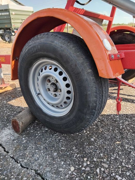 Мобилен лифт Boker