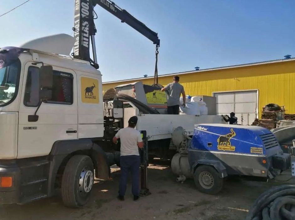 Стяжка пола полусухая