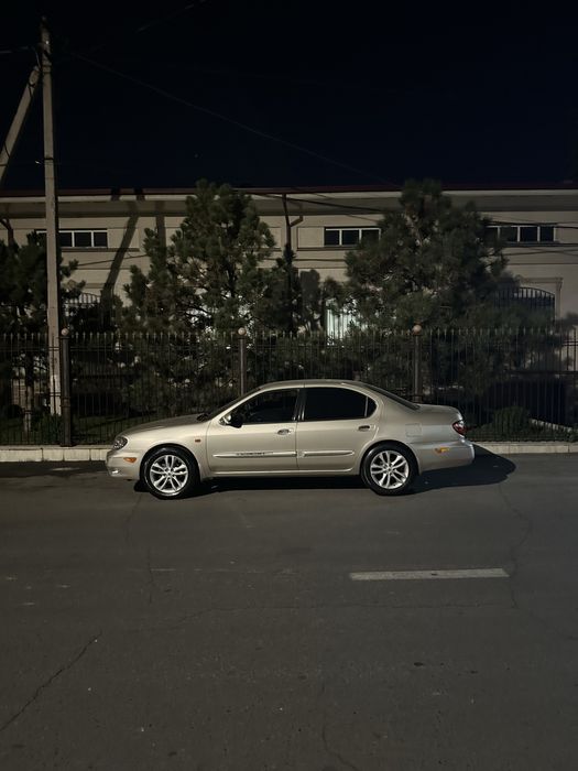 nissan maxima a33 2002