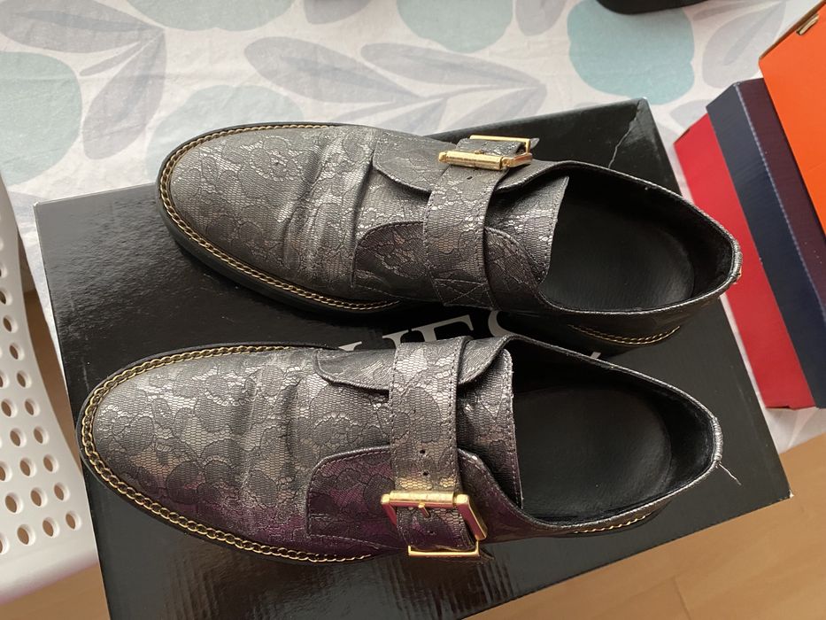 Дамски обивки Guess