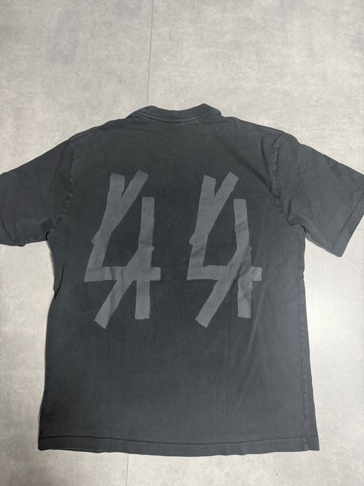 44 label group тениска