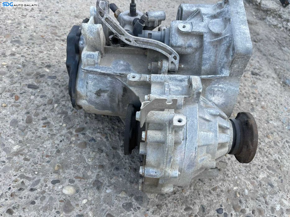 Cutie de Viteze Manuala 5 Trepte Volkswagen Touran 1.9 TDI 2003 - 2010 [B3157]