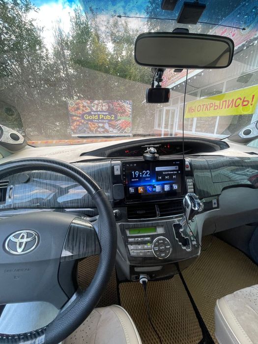 Срочно продам toyota estima