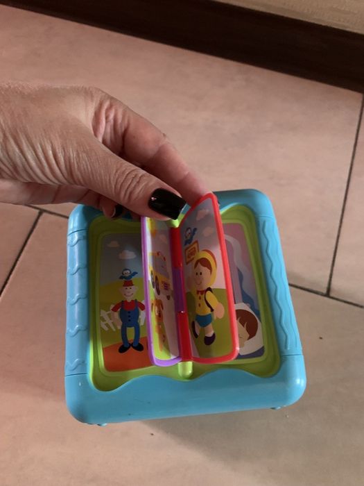 Игрушка Детская развивающая б/у