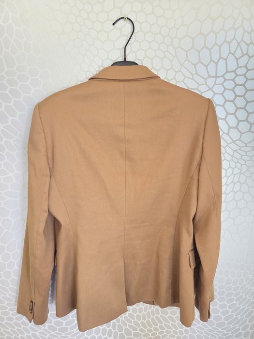 Страхотно дамско сако на  Massimo Dutti