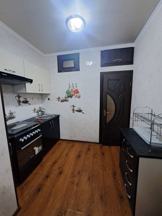 Кизларга кивартира бор