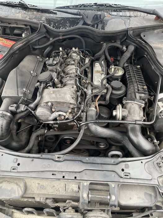 Мерцедес   W203  C 2.2 cdi.    143 коня  ЦЯЛ ИЛИ НА ЧАСТИ