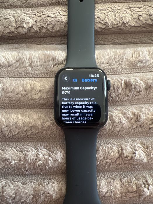 Apple watch SE gen 2 44mm M/L
