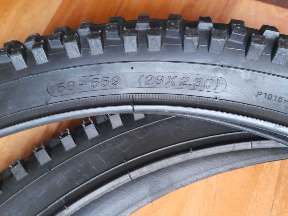 Гуми за велосипед 26"х2.3