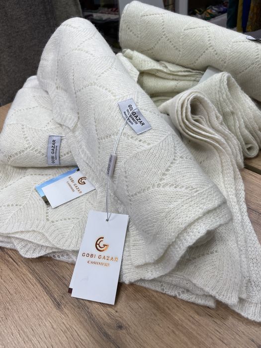 Шерстяные палантины