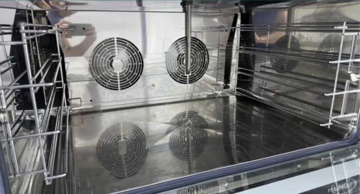 Конвекционная печь UNOX и шкаф для расстойки