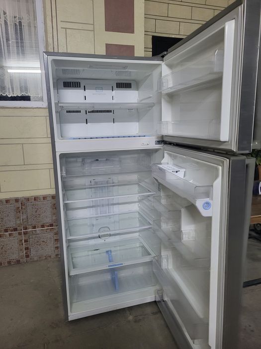 Два холодильника LG NOYFROST