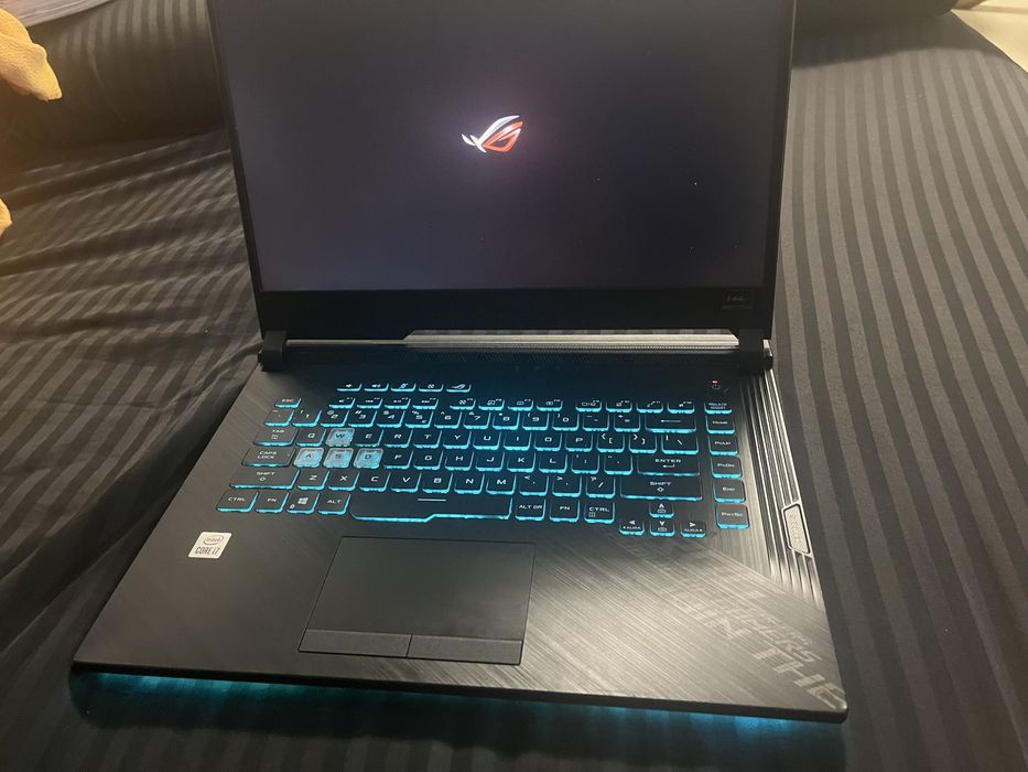 Laptop gaming ASUS ROG Strix G15LI.