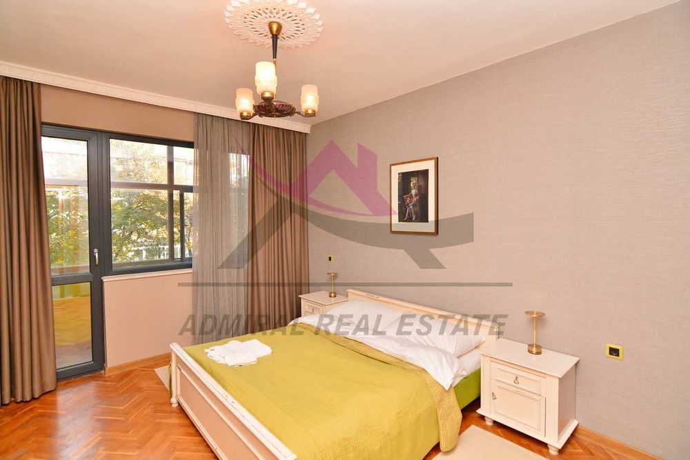 Дава се под наем Двустаен апартамент в Варна, Център - 65 кв.м за 550 € - Снимка #2