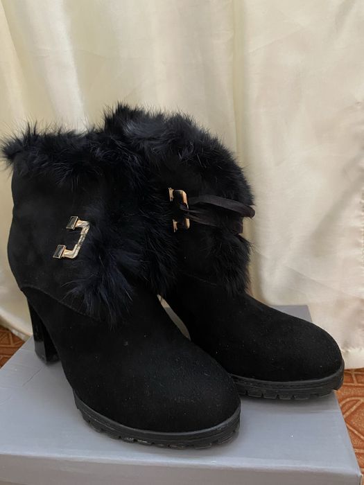 Женская обувь за 2000