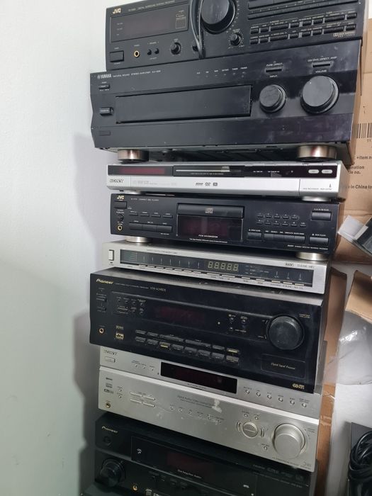Stații muzică aduse din Danemarca, în stare bună de funcționare si Sony,aduse din Danemarca de o zi