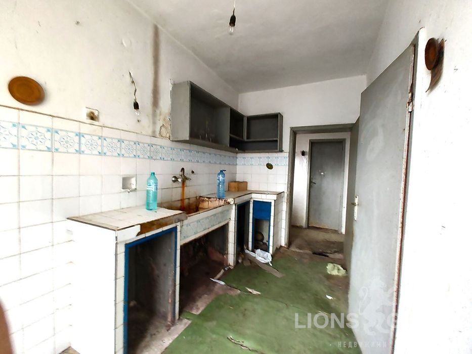 Продава се Етаж от къща в с. Тополи, Област Варна - 162 кв.м за 392 €/кв.м - Снимка #5