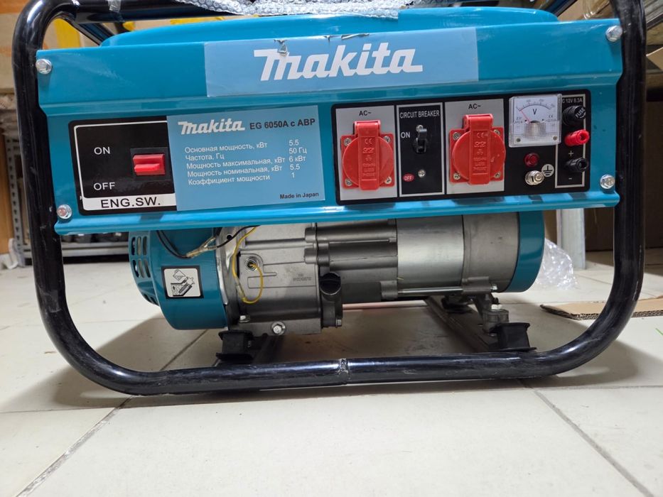 Генератор Макита