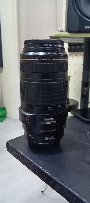 Canon EF 70-300mm f/4-5.6 IS USM