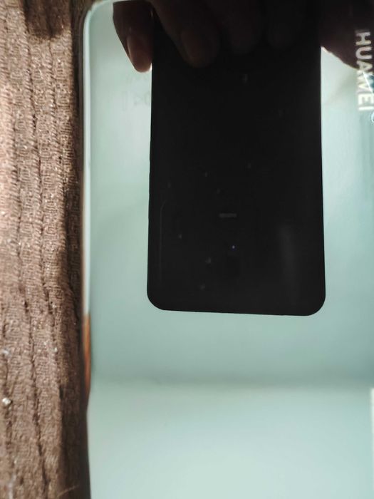 HUAWEI. 20. PRO .6 GB. stocare. 128 GB ,DUAL SIM.diagonala .6,1.amoled