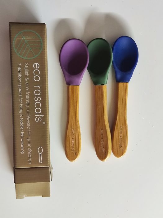 Бамбукови лъжички със силиконов накрайник.