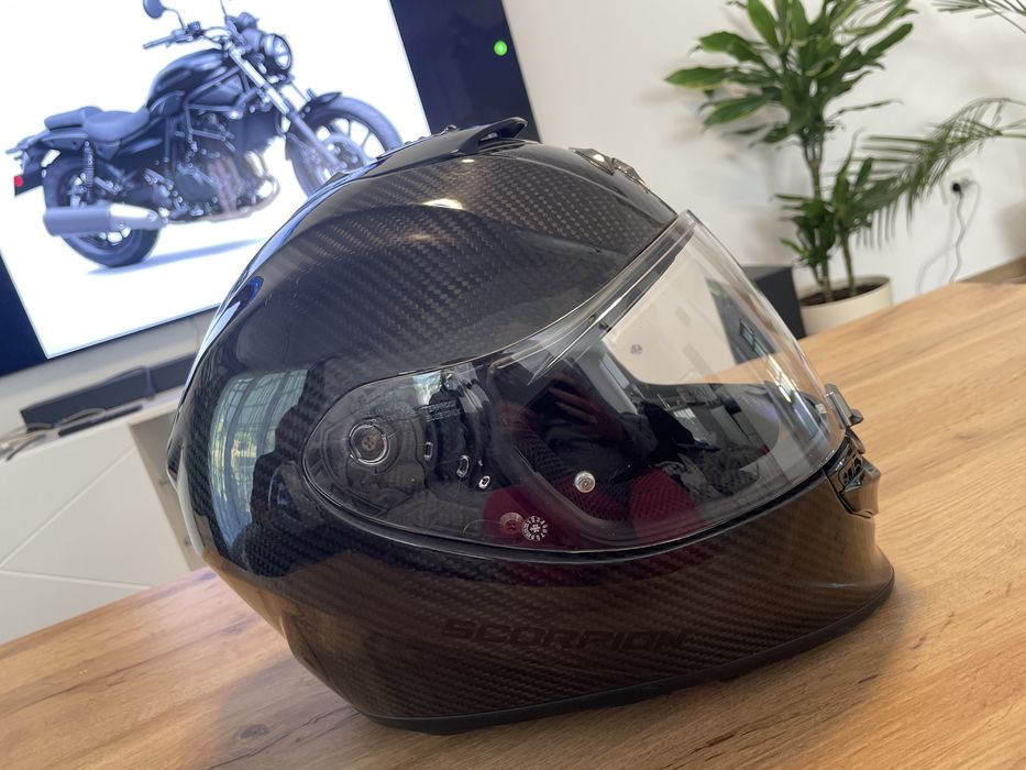 Casca Scorpion Exo 1400 Carbon