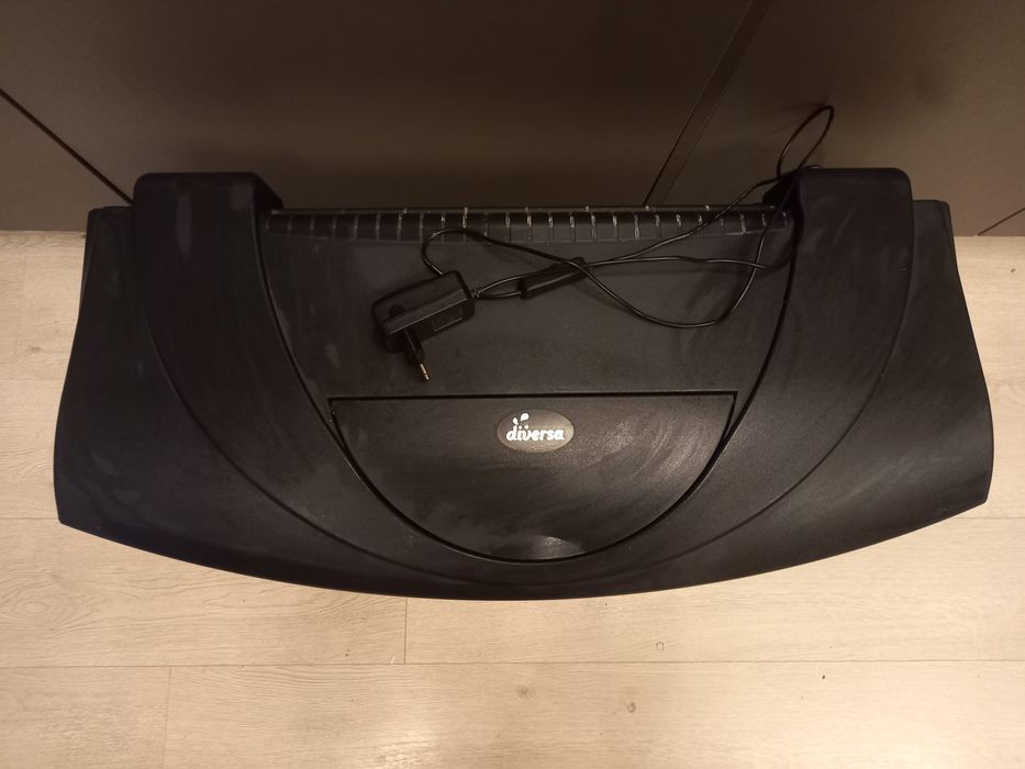 Vând acvariu diversa