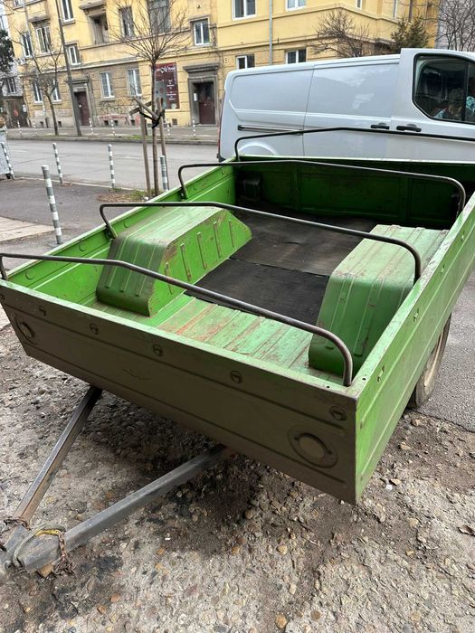 Регистрирано ретро ремарке МЗ-8102 (1981 г.) – с номер