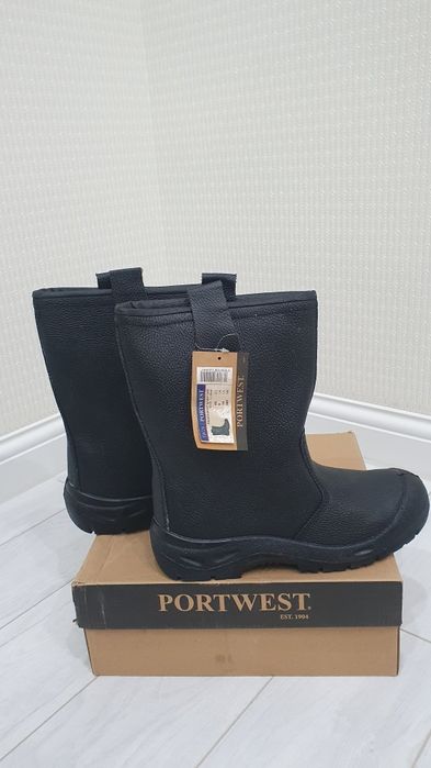 Спецобувь. Рабочие ботинки и сопоги.