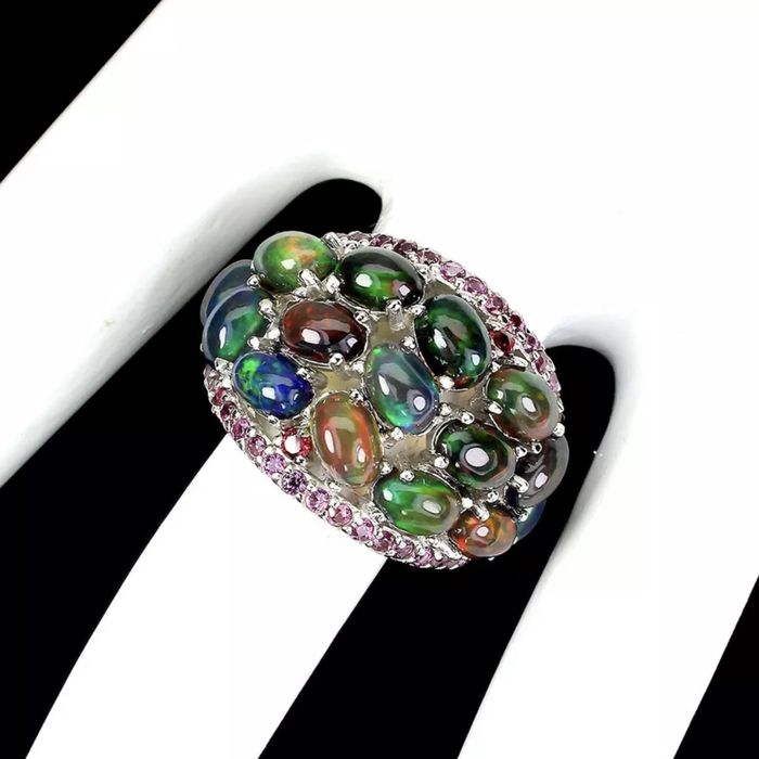 Распродажа! Кольцо с натуральным черным Опалом