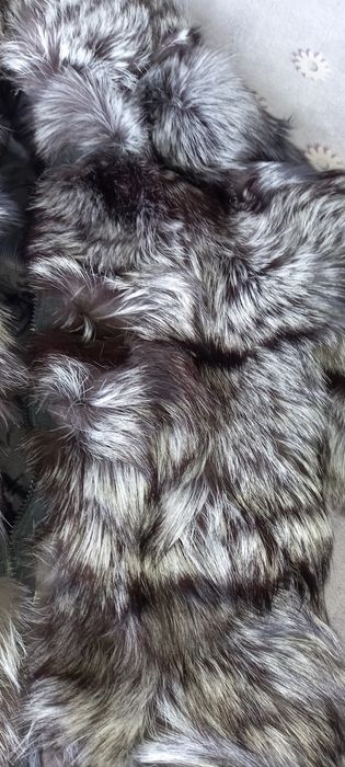 Продам шубку короткую.