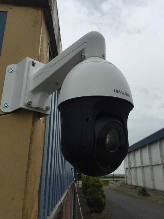 Sistem supraveghere cu montaj inclus