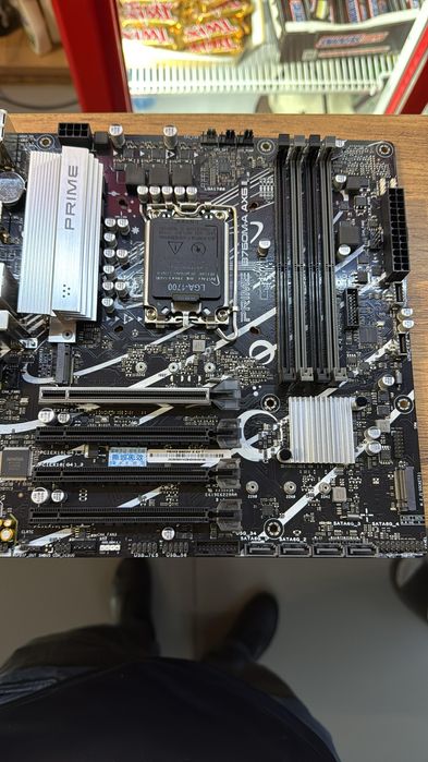 Материнская плата asus prime b760