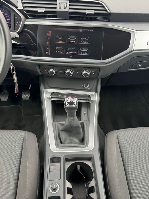 Audi Q3 35TFSI Advanced 1,turbo 150 CP 2020 E6 Prim Proprietar